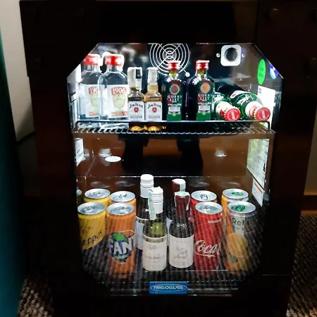Alex Apartman アパート